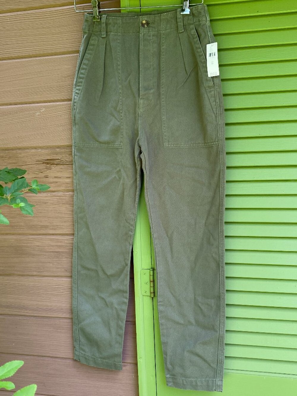 NWT Favorite Daughter Pants from Anthropologie "The Favorite, Phoenix"-Size 26